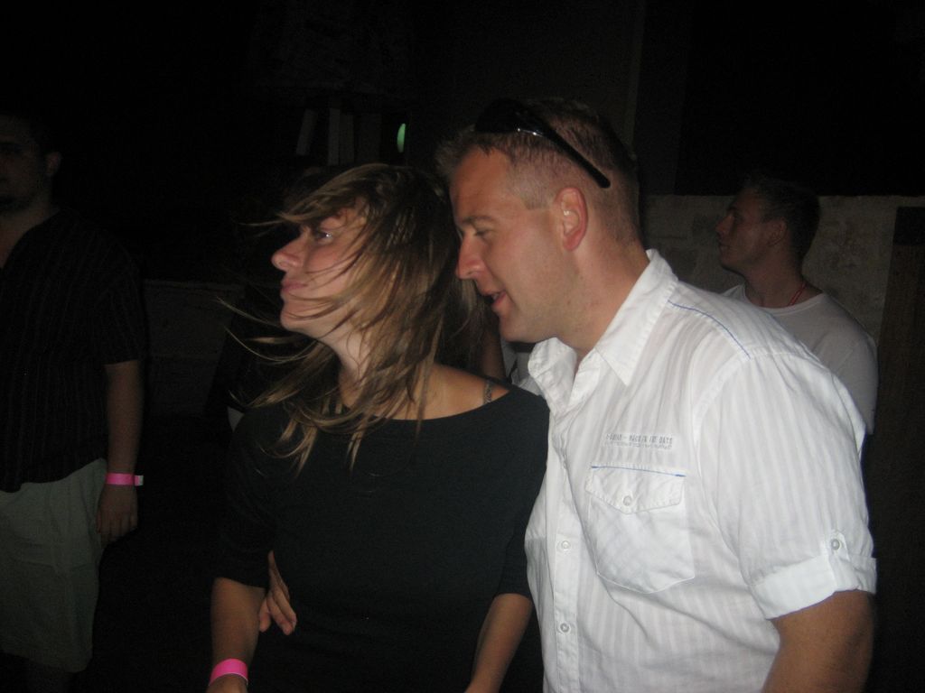 i/Kranj/Absolvent08/07-BlackWhiteParty/absolvent 1869.jpg